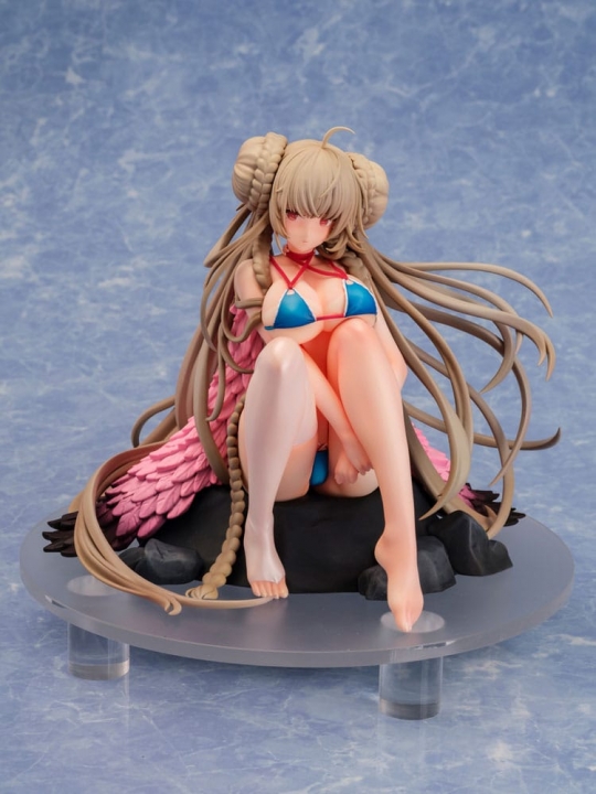 Azur Lane PVC Statue 1/7 Formidable The Lady of the Beach Ver. 16 cm