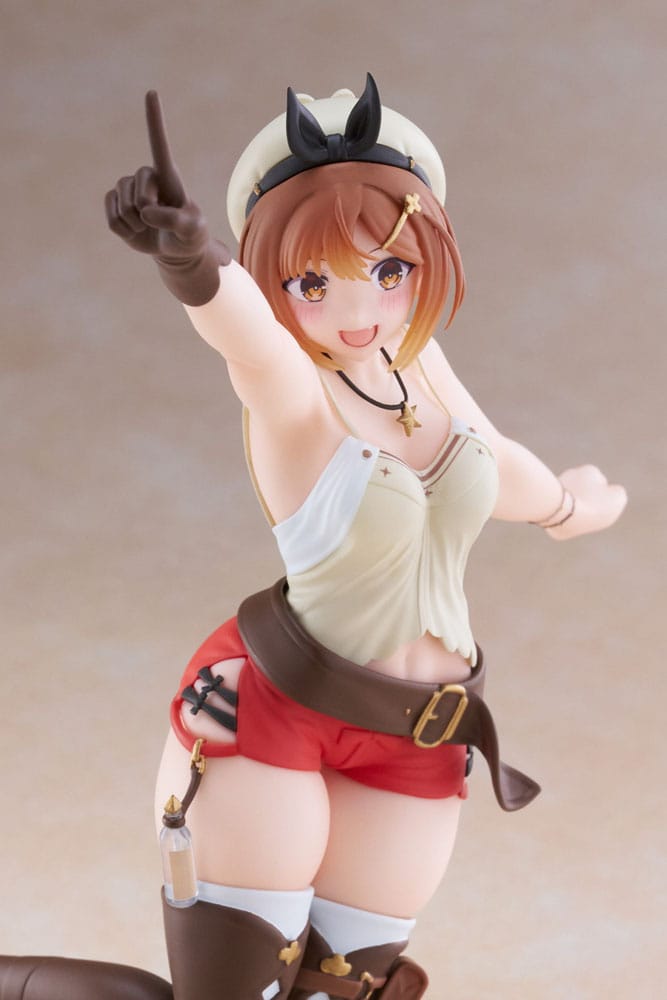 Atelier Ryza: Ever Darkness & the Secret Hideout Coreful PVC StatueThe Animation Ryza 18 cm