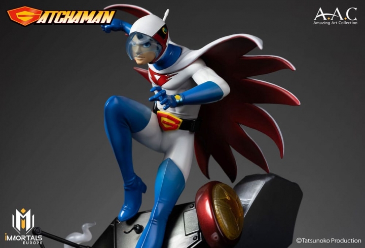 Gatchaman Amazing Art Collection Statue Ken the Eagle / Joe The Condor 34 cm