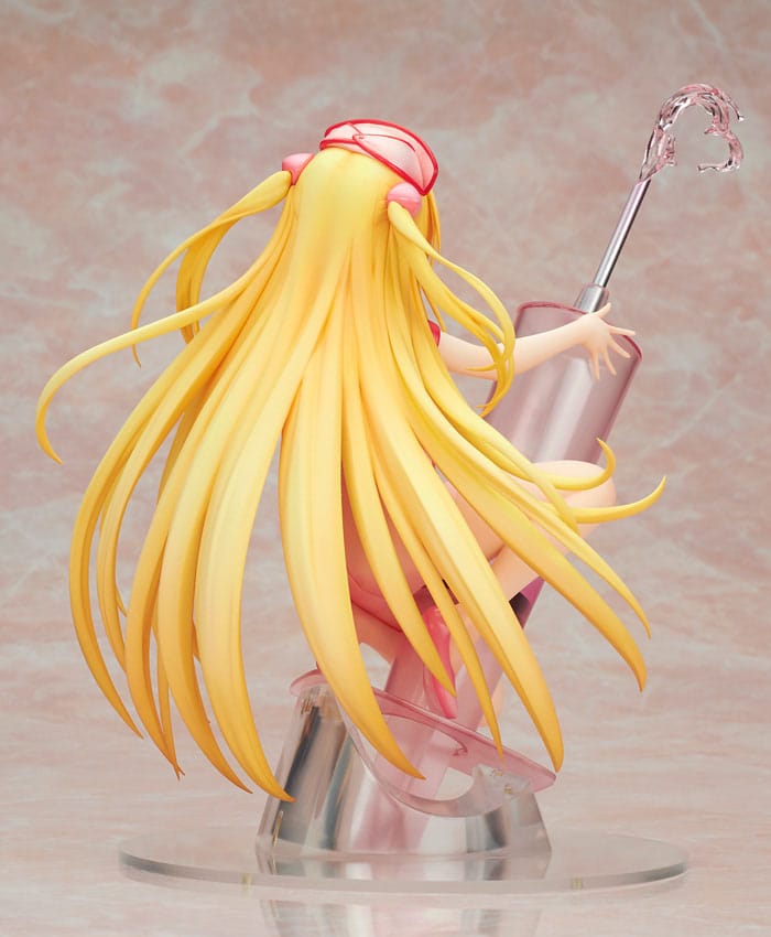 To Love-Ru Darkness Statue PVC 1/7 Golden Darkness Nurse Ver. 21 cm