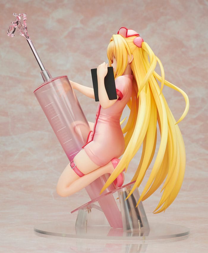 To Love-Ru Darkness Statue PVC 1/7 Golden Darkness Nurse Ver. 21 cm