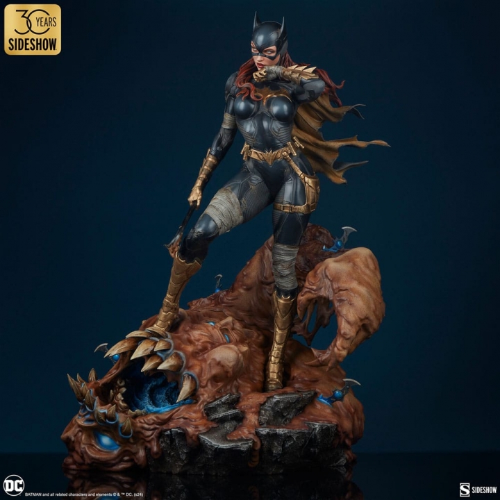 DC Comics Premium Format Statue Batgirl 55 cm