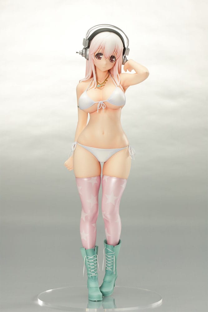 Nitro Super Sonic PVC Statue 1/5 Super Sonico Sonicomi Package Version 33 cm