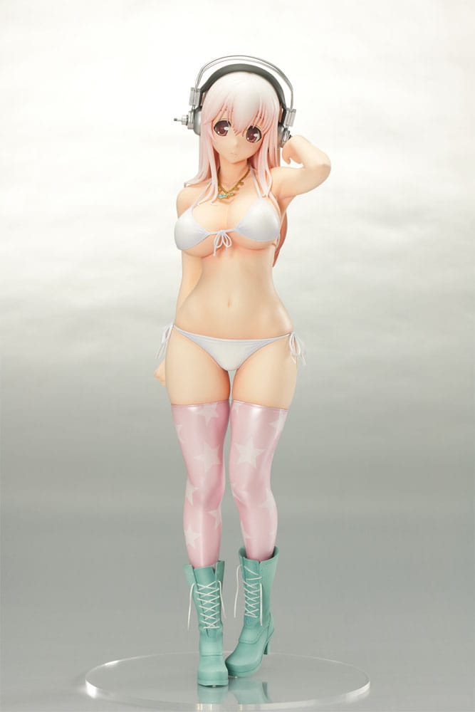 Nitro Super Sonic PVC Statue 1/5 Super Sonico Sonicomi Package Version 33 cm