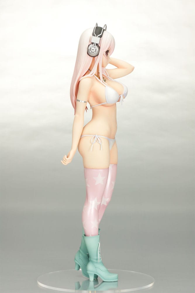 Nitro Super Sonic PVC Statue 1/5 Super Sonico Sonicomi Package Version 33 cm