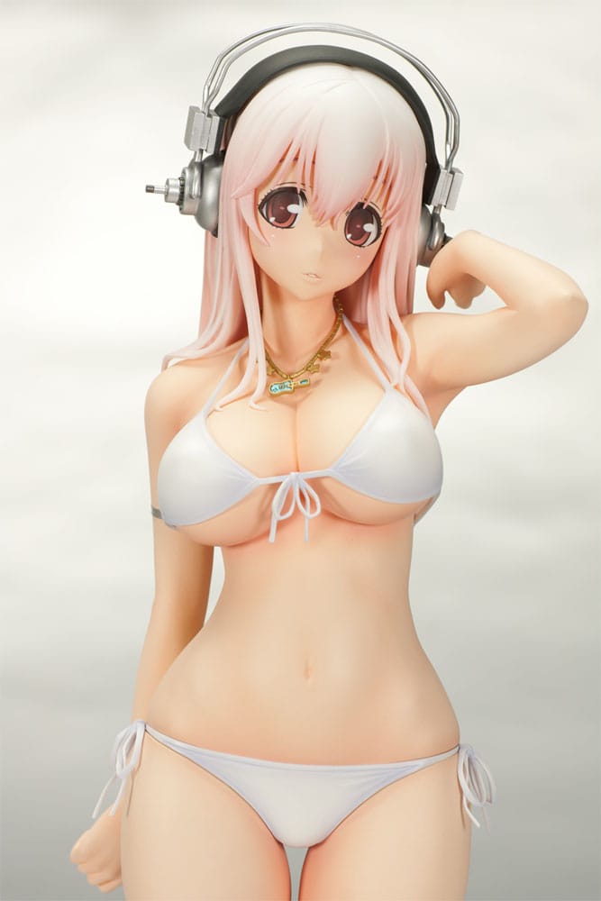 Nitro Super Sonic PVC Statue 1/5 Super Sonico Sonicomi Package Version 33 cm