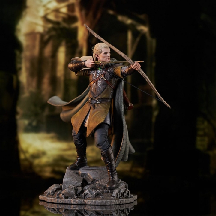 Lord of the Rings Deluxe Gallery PVC Statue Legolas 25 cm