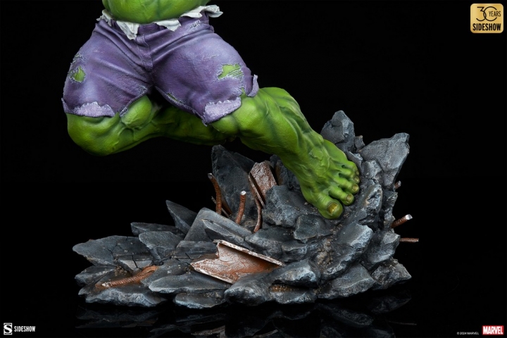 Marvel: Classic Premium Hulk / Red Hulk 1:4 Scale Statue 74 cm