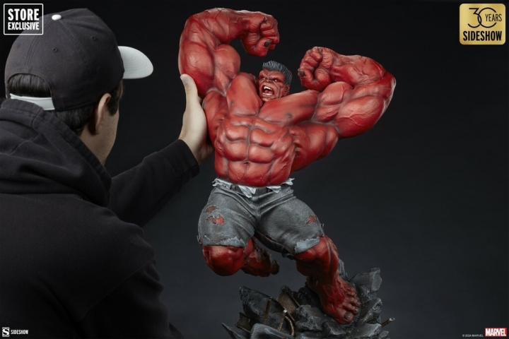 Marvel: Classic Premium Hulk / Red Hulk 1:4 Scale Statue 74 cm