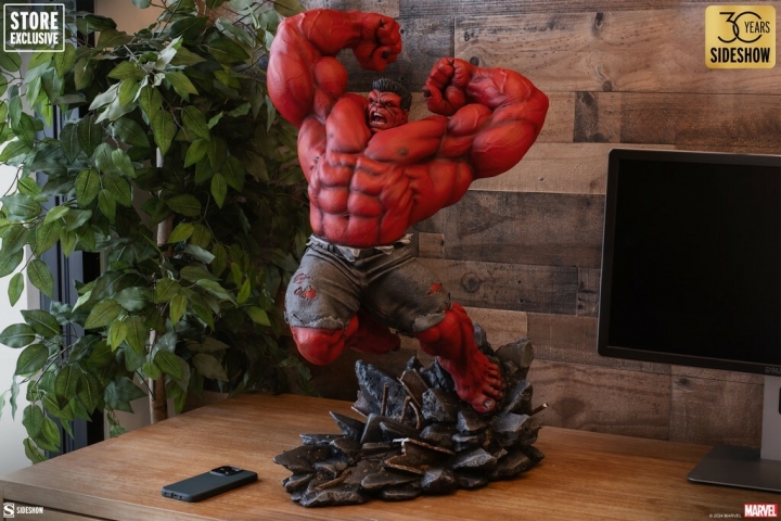 Marvel: Classic Premium Hulk / Red Hulk 1:4 Scale Statue 74 cm