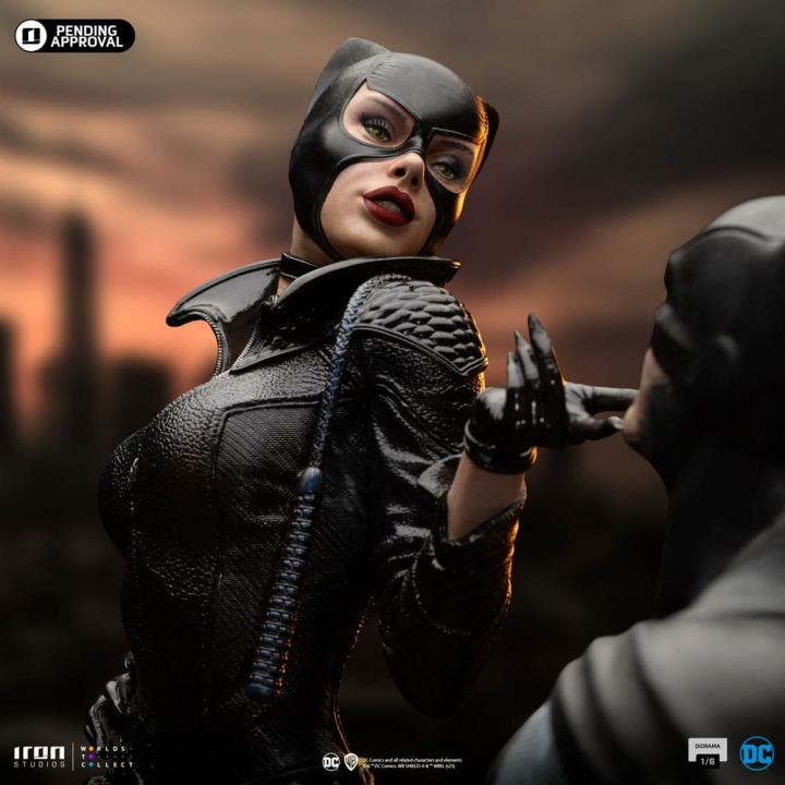 DC Comics Diorama 1/6 Batman & Catwoman 51 cm