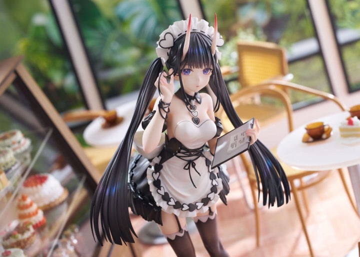 Azur Lane PVC Statue 1/7 Noshiro Hold the Ice 23 cm