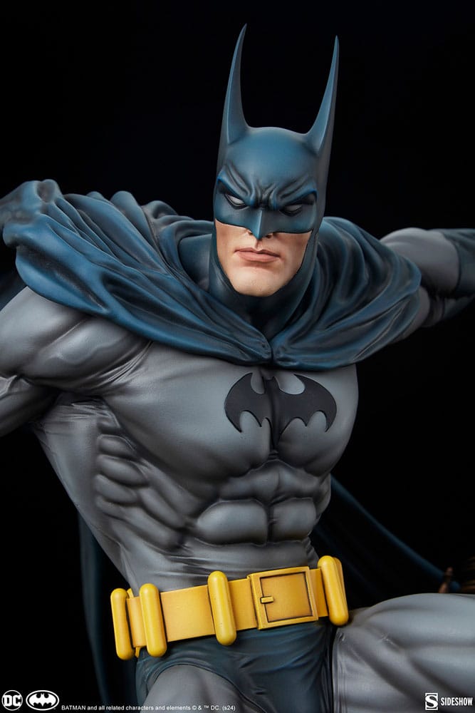 DC Comics Premium Format Statue Batman 68 cm