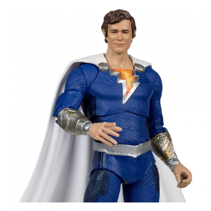 DC Multiverse Action Figures Pack of 2 Shazam (Battle Damage) & Freddie Freeman (Gold Label) 18 cm