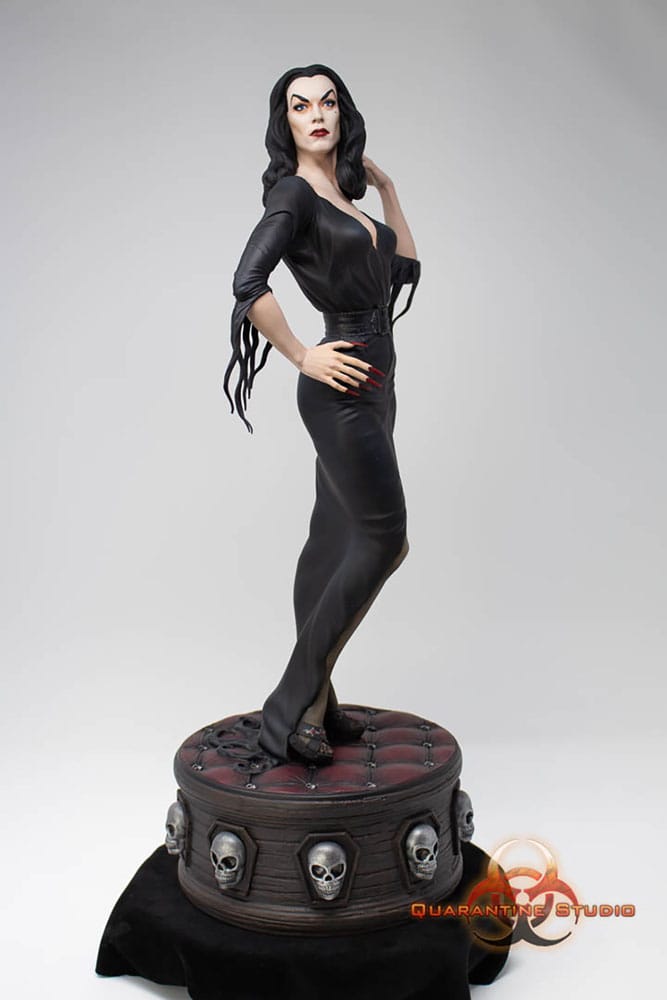 Vampira Statue 1/6 43 cm