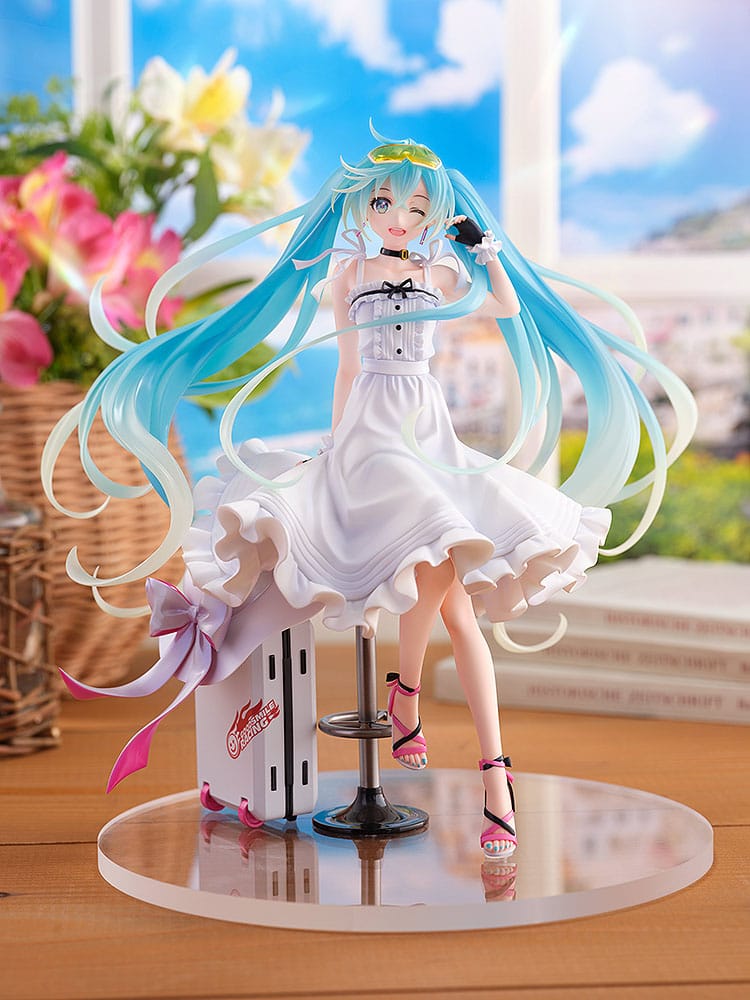 Racing Miku 2021: Hatsune Miku Vacation Style Ver.