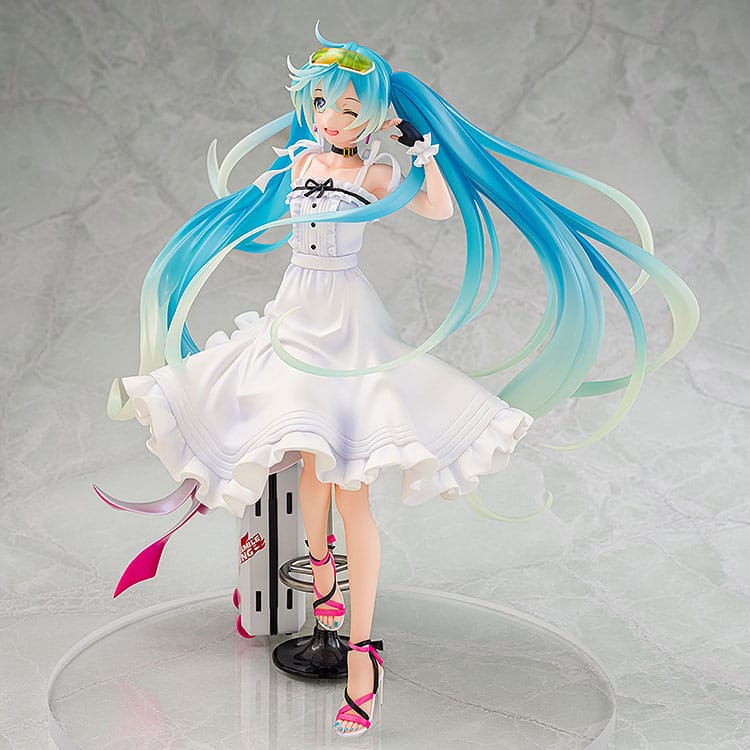 Racing Miku 2021: Hatsune Miku Vacation Style Ver.