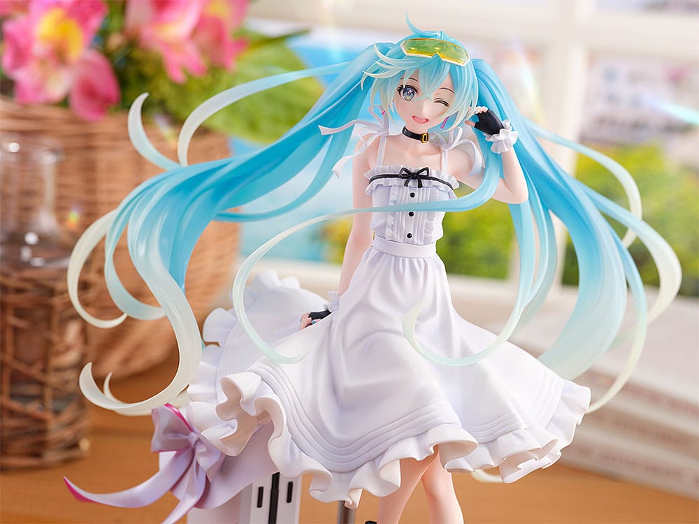 Racing Miku 2021: Hatsune Miku Vacation Style Ver.