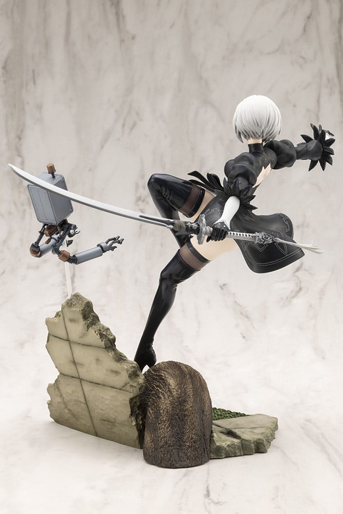 Nier:Automata Ver. 1.1a ARTFX J Statue 1/8 2B / 9S 24-18 cm