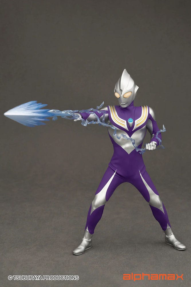 Ultraman Light-Up Action Figure Tiga Sky Type 16 cm