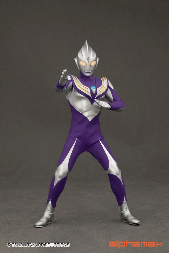 Ultraman Light-Up Action Figure Tiga Sky Type 16 cm