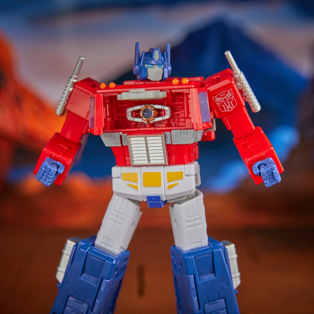 The Transformers: The Movie Generations Studio Series Commander Class Action Optimus Prime 18 cm