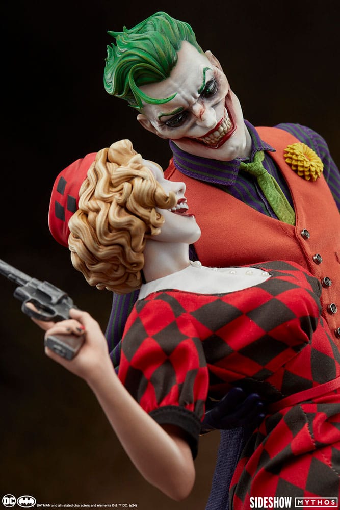 DC Comics Mythos Statue 1/5 The Joker and Harley Quinn: Lawless Love 41 cm