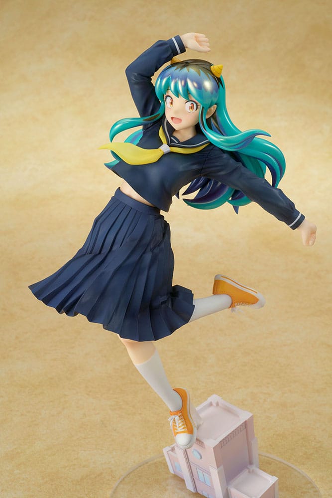 Urusei Yatsura Statue PVC 1/7 Lum Uniform Ver. 28 cm