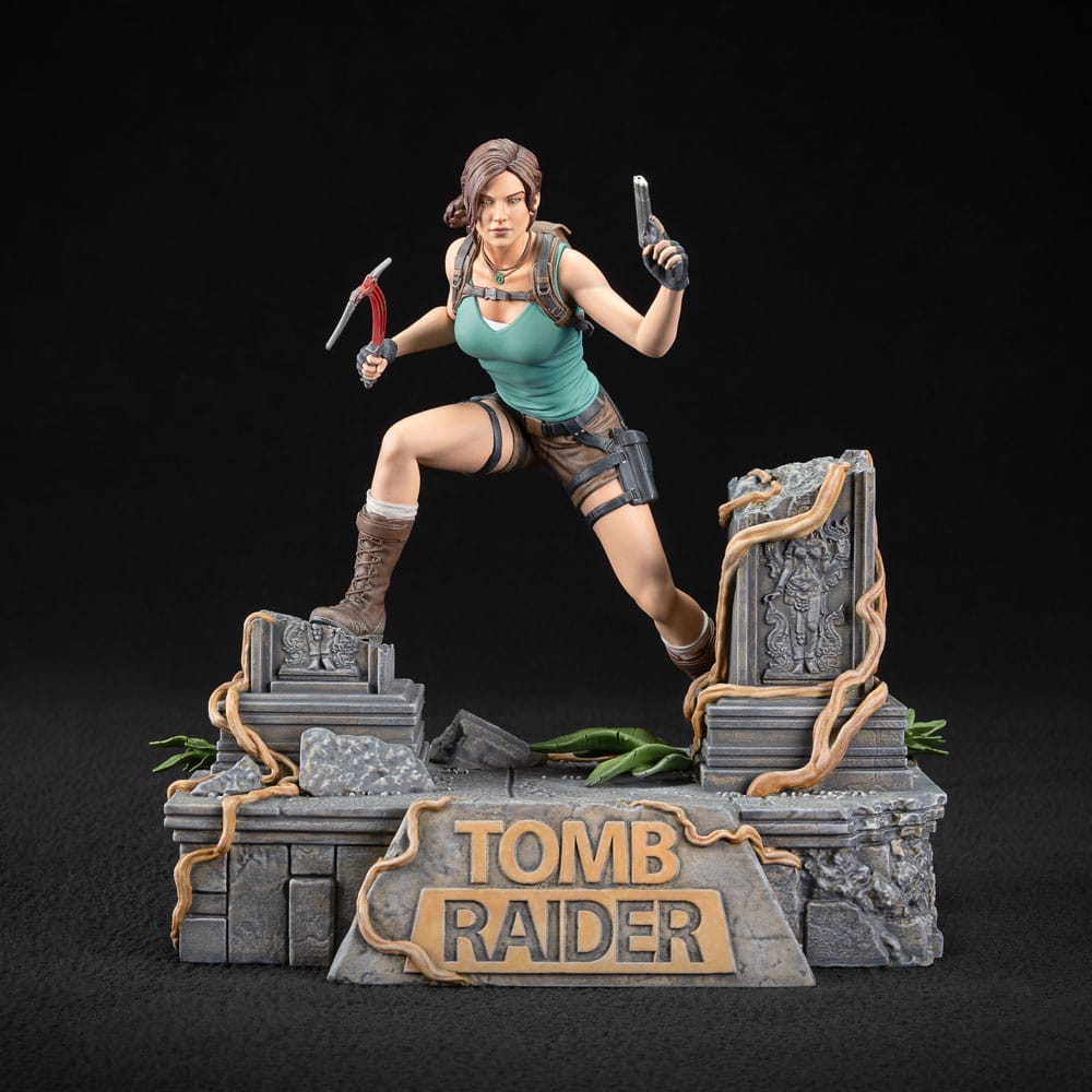 Tomb Raider PVC Statue Lara Croft 24 cm