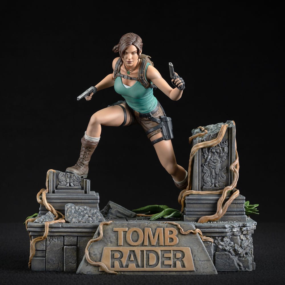 Tomb Raider PVC Statue Lara Croft 24 cm