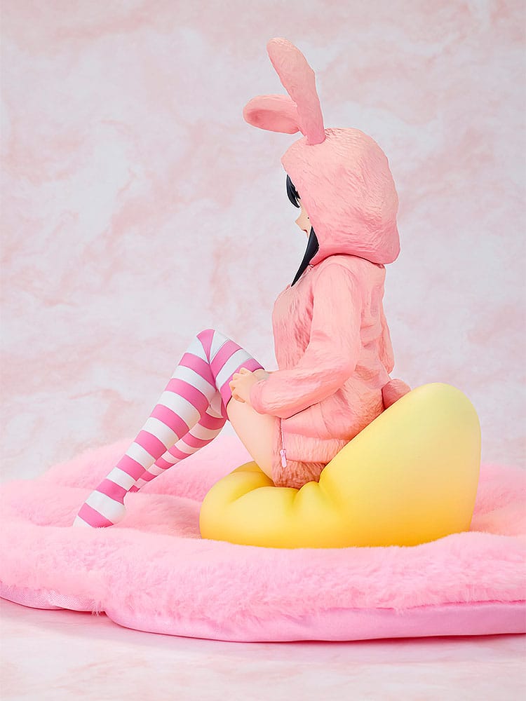 Rascal Does Not Dream of a Knapsack Kid 1/7 Statue Mai Sakurajima Hoodie Look Rabbit Ears Ver 18 cm