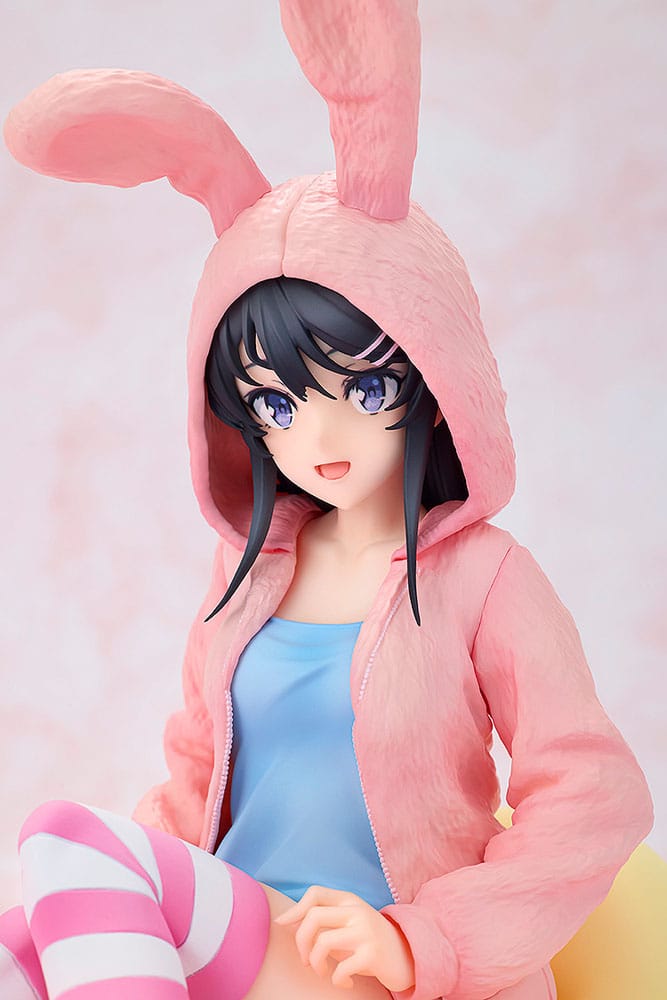 Rascal Does Not Dream of a Knapsack Kid 1/7 Statue Mai Sakurajima Hoodie Look Rabbit Ears Ver 18 cm