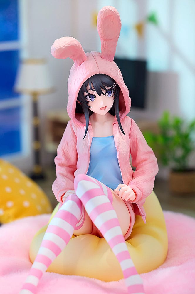 Rascal Does Not Dream of a Knapsack Kid 1/7 Statue Mai Sakurajima Hoodie Look Rabbit Ears Ver 18 cm