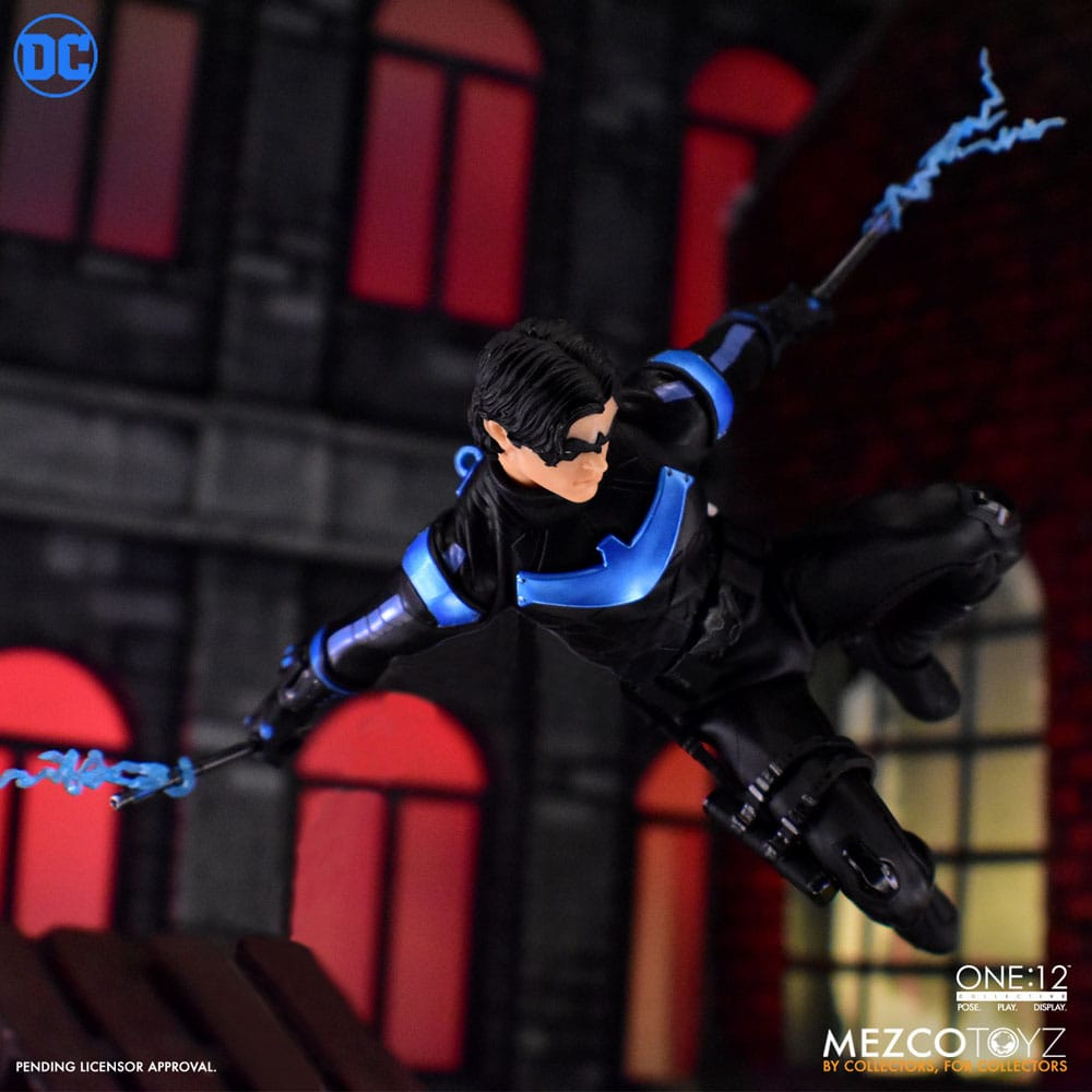 DC Comics Action Figure 1/12 Nightwing 17 cm