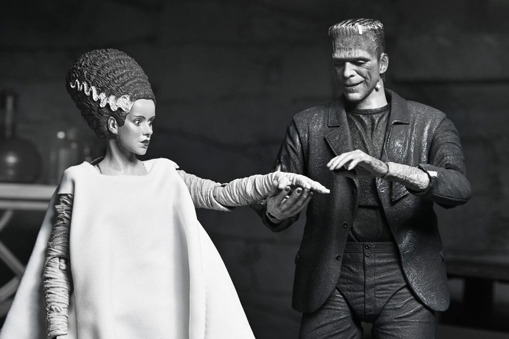 Universal Monsters Action Figure Ultimate Frankenstein's Monster (Bride of Frankenstein) (B&W) 18 cm