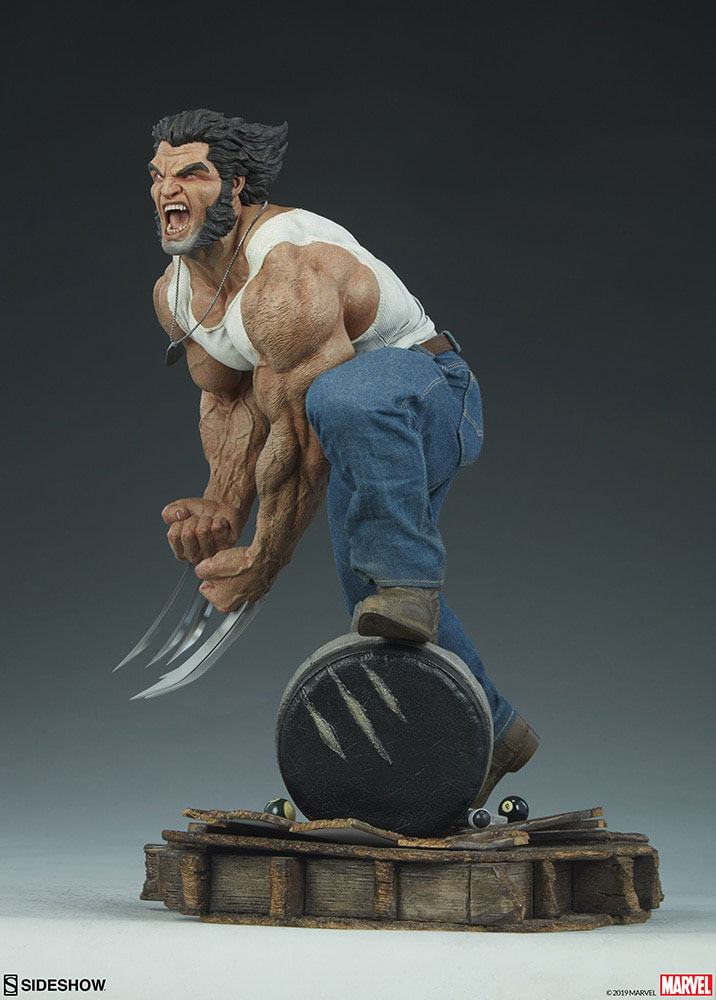 Marvel Premium Format Statue Logan 38 cm