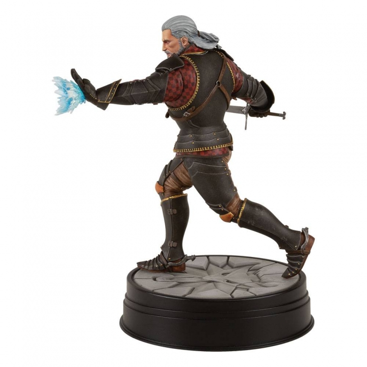 Witcher 3 Wild Hunt PVC Statue Geralt Toussaint Tourney Armor / Vesemir 20-21 cm