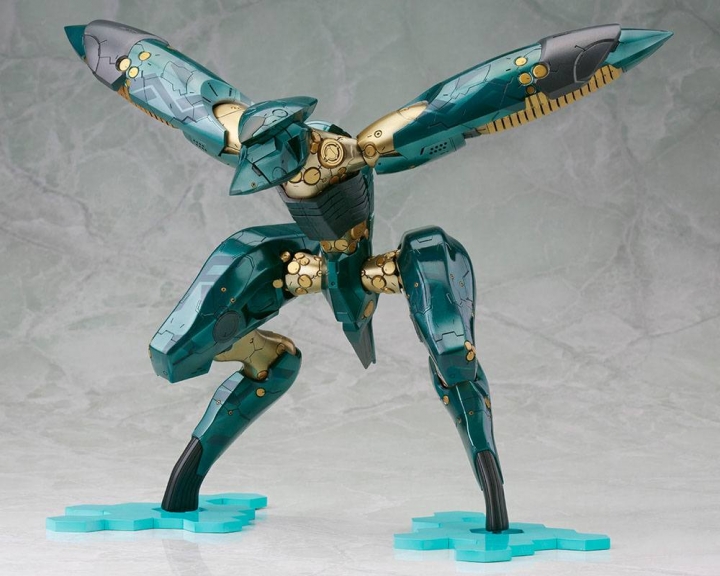 Metal Gear Solid 4 Plastic Model Kit 1/100 Metal Gear Ray 21 cm