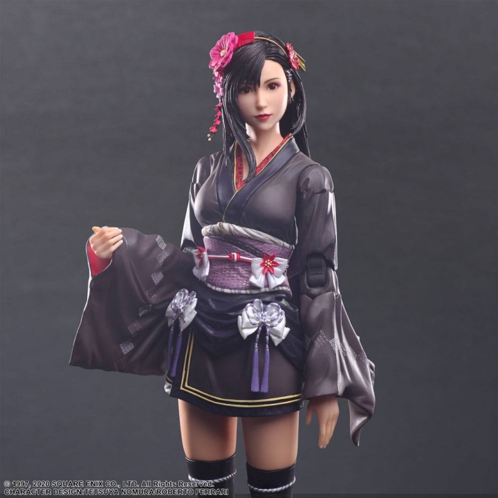 Final Fantasy VII Remake Play Arts Kai Action Figure Tifa Lockhart Exotic Dress Ver. 25 cm