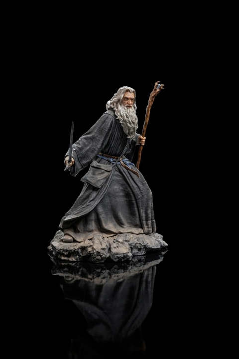 Lord of the Rings: The Fellowship of the Ring - Gandalf 1:10 Scale Statue 20 cm