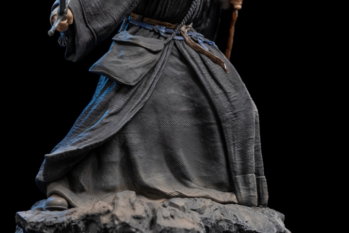 Lord of the Rings: The Fellowship of the Ring - Gandalf 1:10 Scale Statue 20 cm