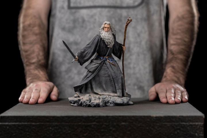 Lord of the Rings: The Fellowship of the Ring - Gandalf 1:10 Scale Statue 20 cm