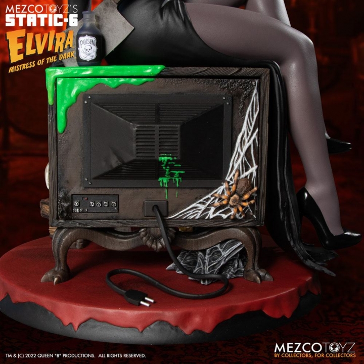 Elvira Mistress of the Dark Static-6 PVC Statue 1/6 Elvira 42 cm