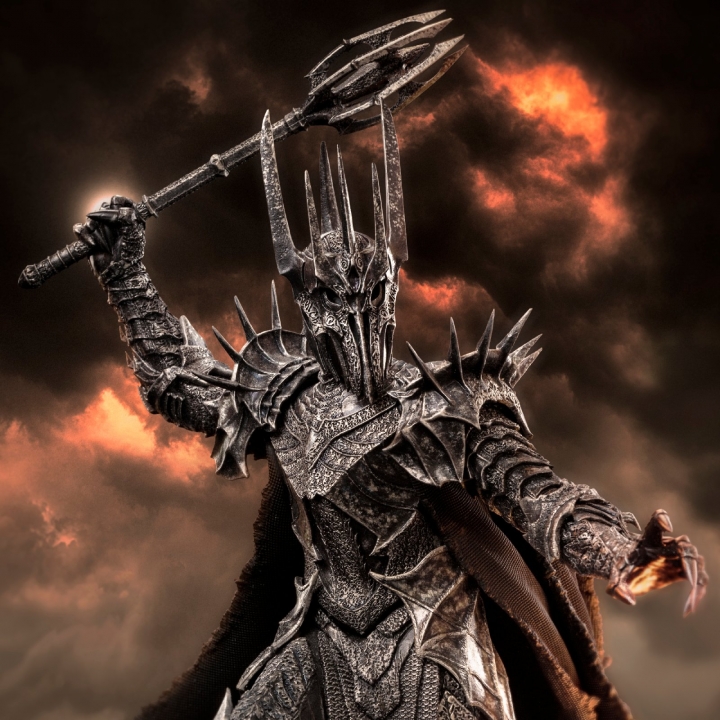 Lord of the Rings: Sauron Deluxe 1:10 Scale Statue 38 cm