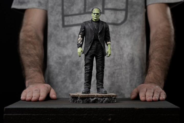 Universal Monsters: Frankenstein Monster 1:10 Scale Statue 25 cm