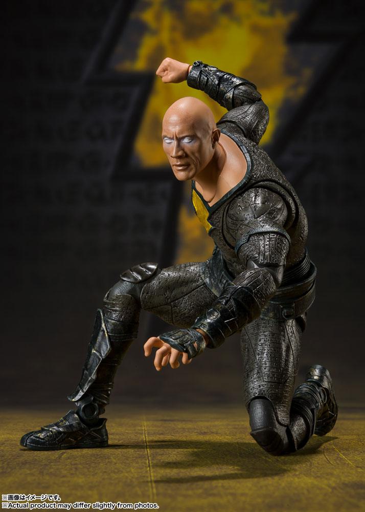 Black Adam S.H. Figuarts Action Figure Black Adam 16 cm