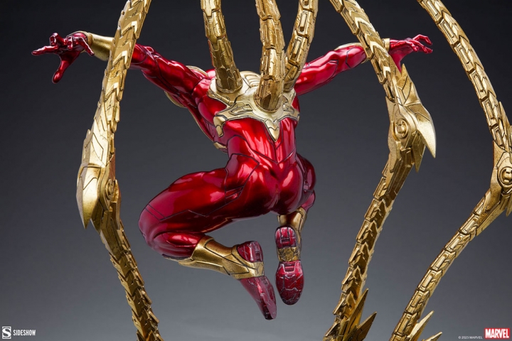 Marvel Premium Format Statue 1/4 Iron Spider 68 cm