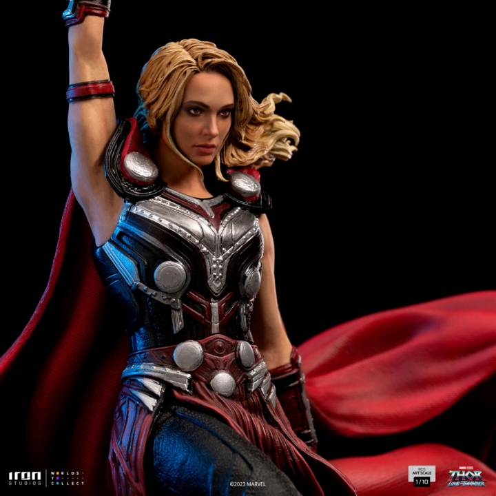 Thor: Love and Thunder Battle Diorama Series Art Scale Statue 1/10 Mighty Thor Jane Foster 29 cm