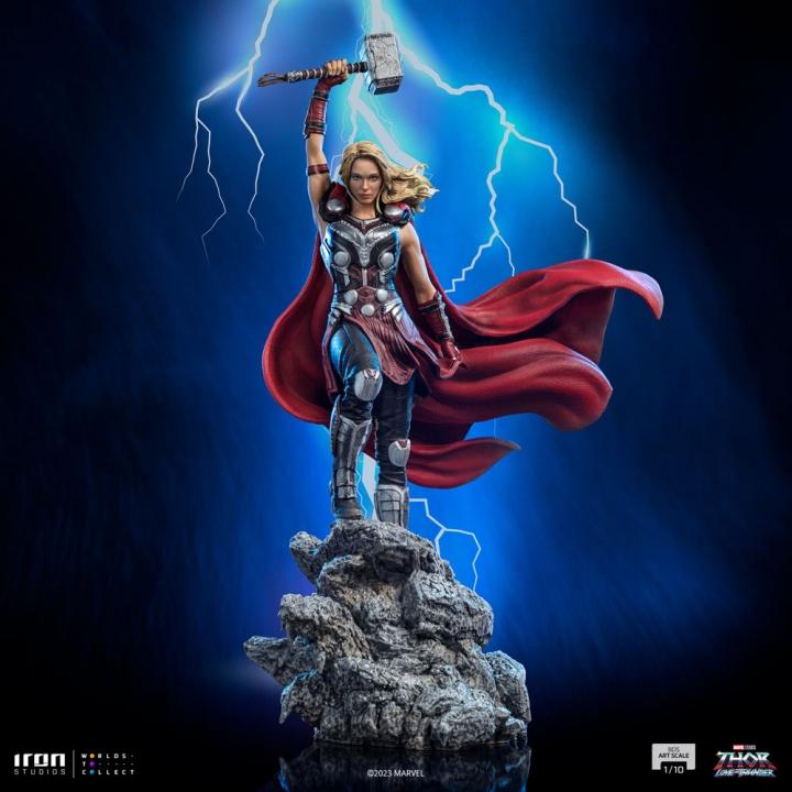 Thor: Love and Thunder Battle Diorama Series Art Scale Statue 1/10 Mighty Thor Jane Foster 29 cm