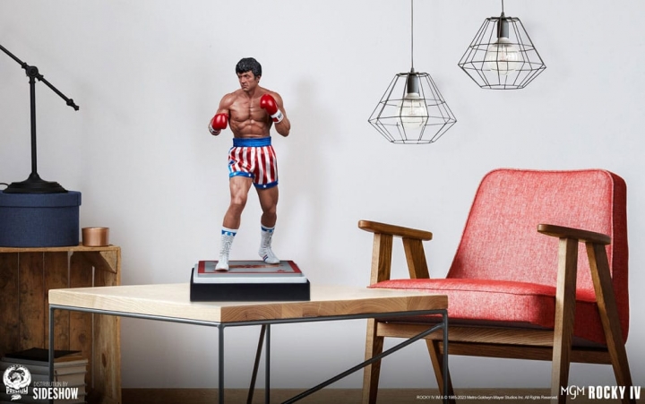 Rocky Statue 1/3 Rocky III / Rocky IV 66 cm